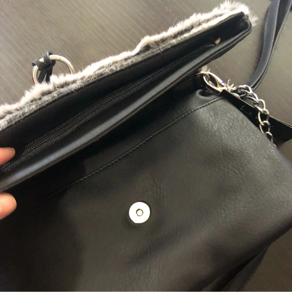 Nicole Miller Faux Fur Foldover Purse Handbag Charm Black NWT $88 - Picture 11 of 13